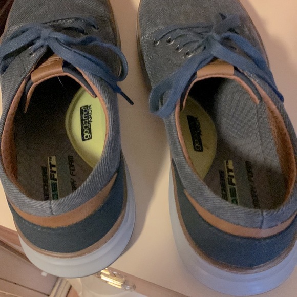 Mens size 11 Skechers casual shoe - Picture 5 of 6